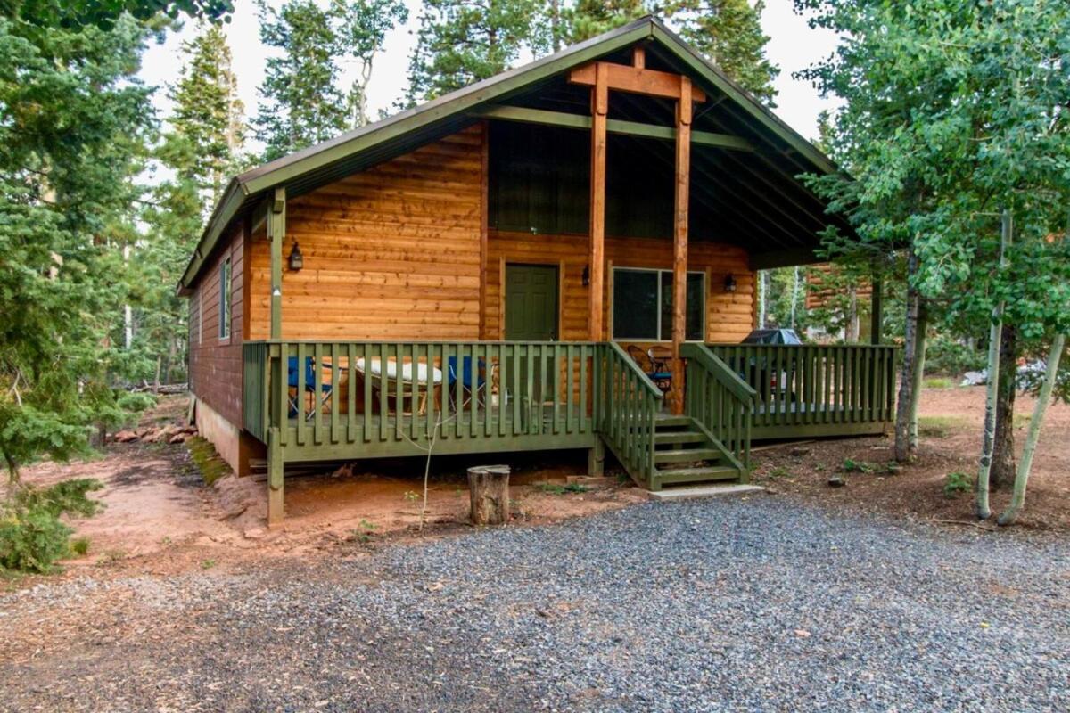 Lovely Log Cabin With Fire Pit! Duck Creek Village Luaran gambar